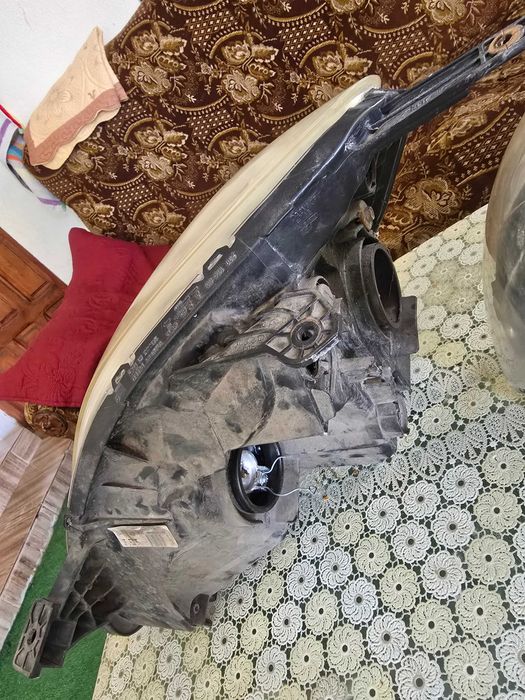 Фарове за honda crv 2006