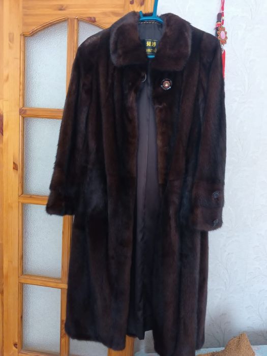 Продаётся норковая шуба