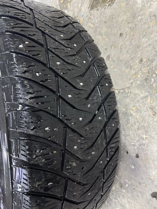 Зима/шипы Yokohama iceGuard