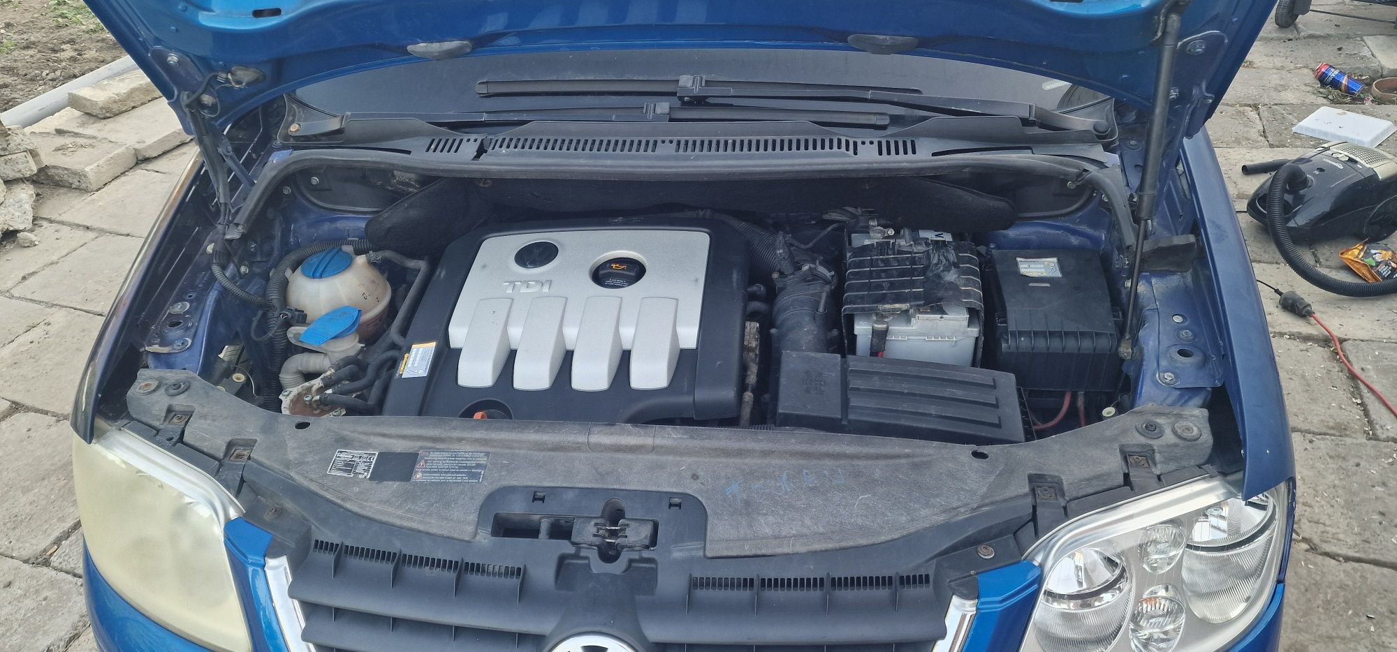Touran 2.0 tdi 147 cai