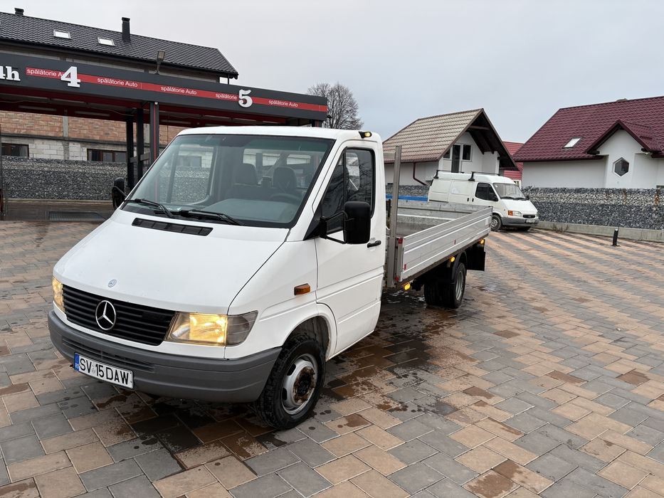 mercedes sprinter 412
