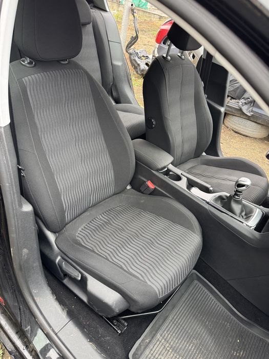 Piese dezmembrari peugeot 308 1.6 THP 2015 68000 km