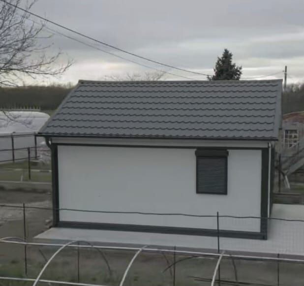 Vindem containere tip căsuța