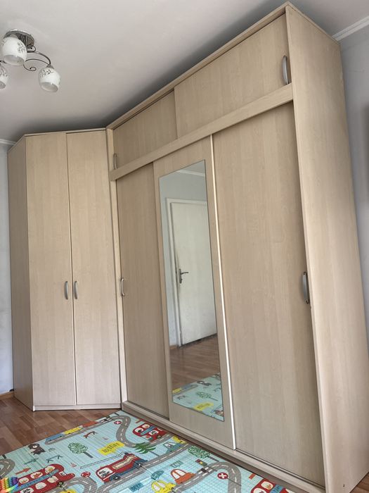 Продам шкафы в отличном состоянии