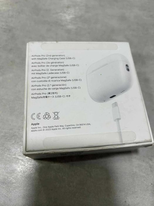 Оригинални Apple AirPods Pro 2