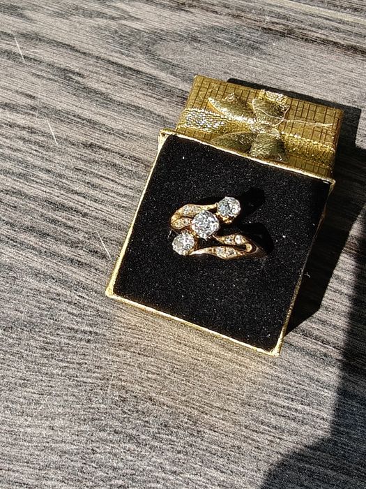 Inel vechi aur 18k diamante certificat