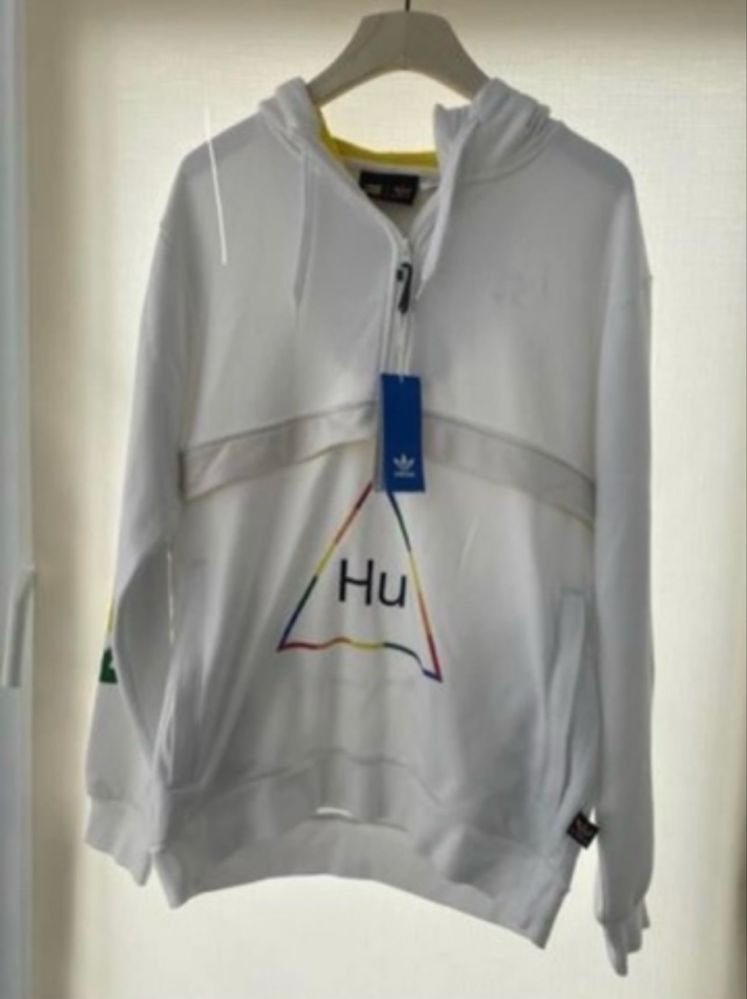 Hanorac Adidas by Pharell Williamns