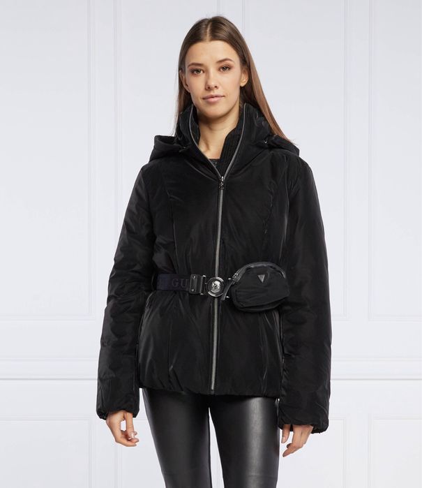 Яке Guess.