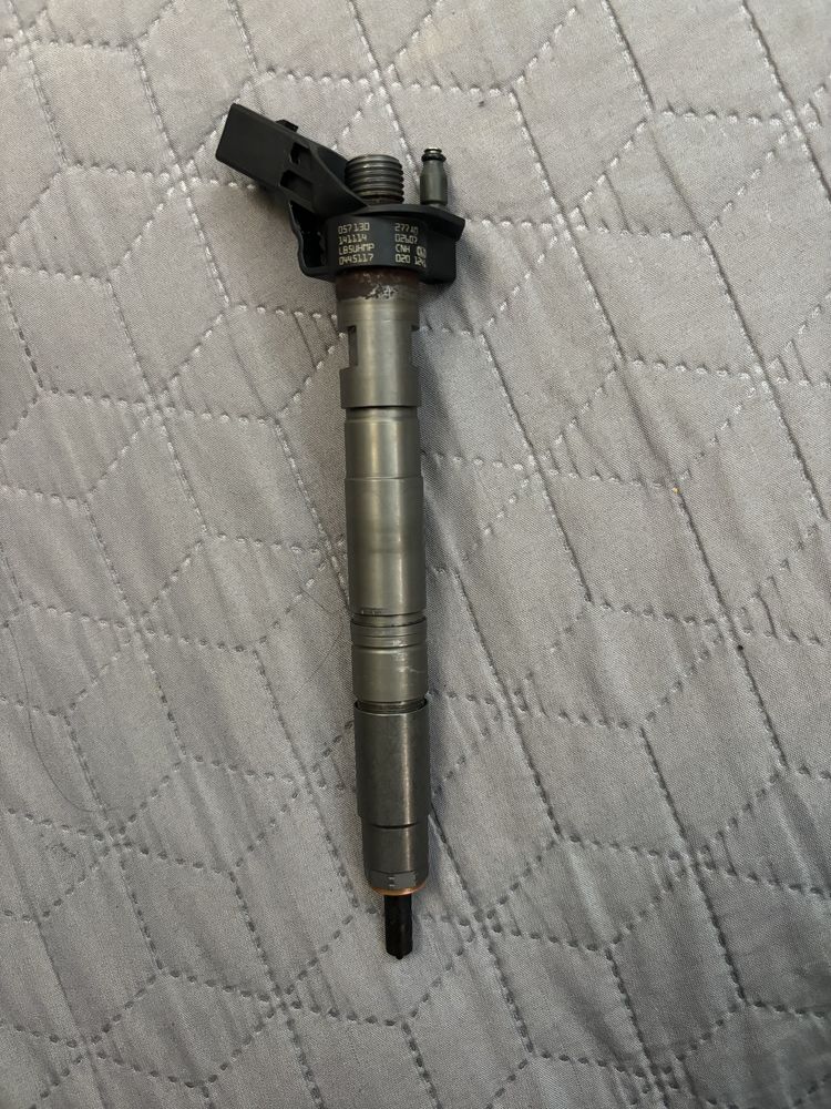 Vând injector pentru 4.2D