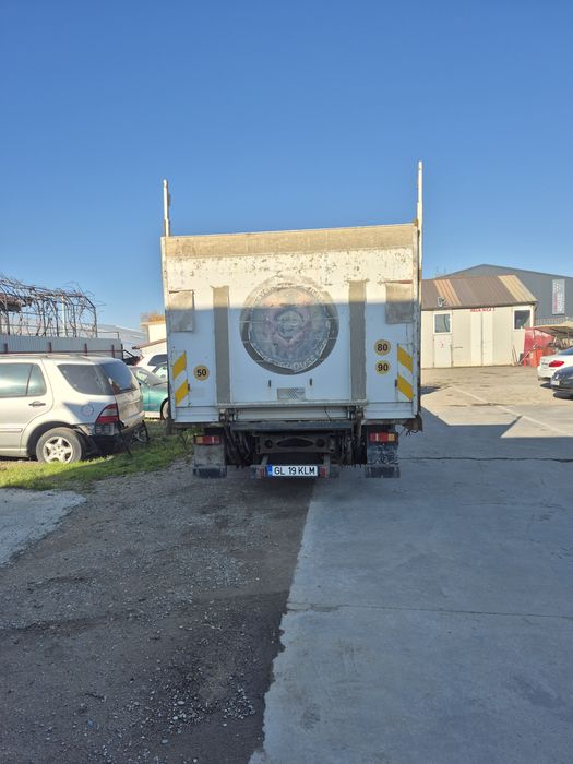 Vând Mercedes atego 818.  7,5T