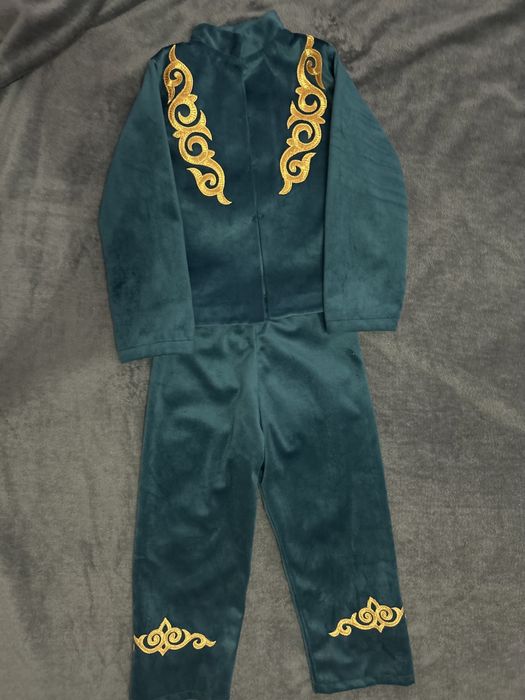 Продам национальный костюм