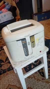 Friteuza DeLonghi