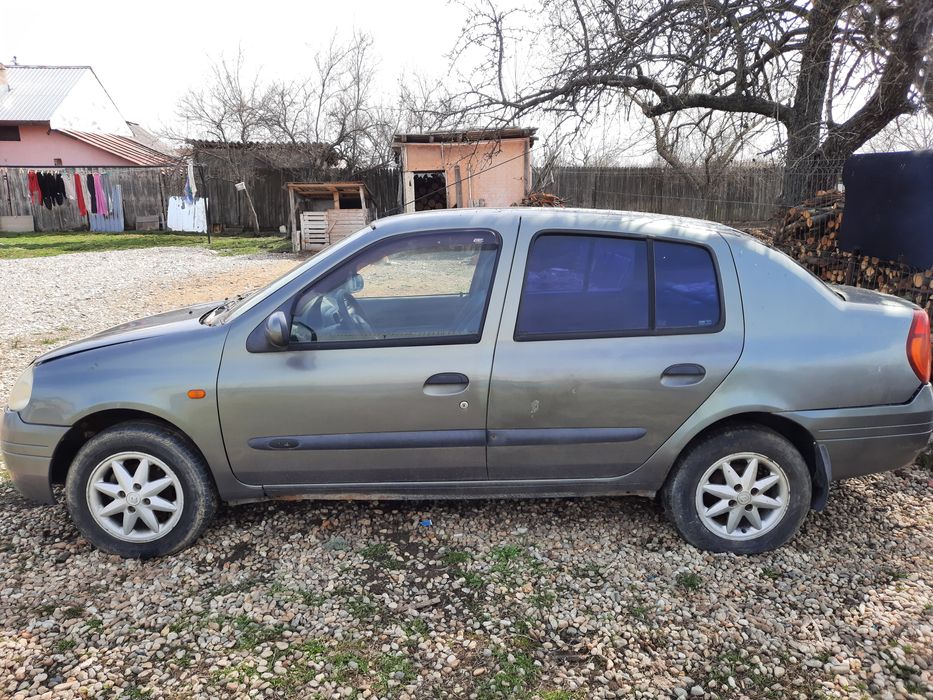 Renault Clio 1.4 benzina