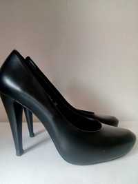 Pantofi negri cu platformă, Patrizia Rigotti, mărimea 39