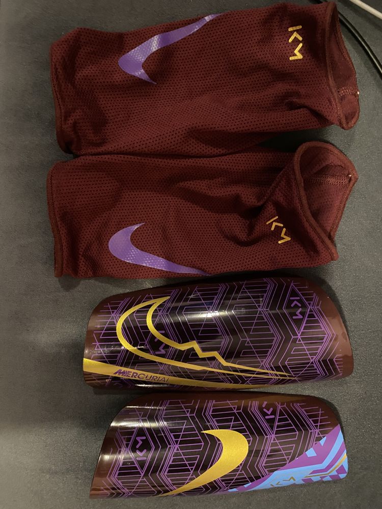 Футболни кори Nike  MERCURIAL LITE