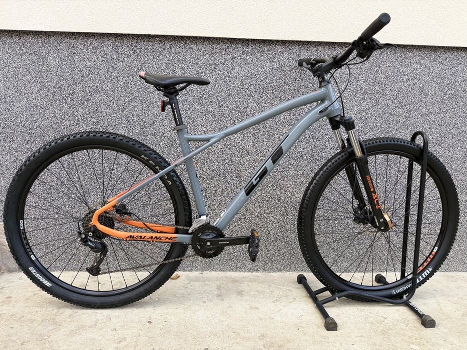 GT Avalanche 29 – алуминиев планински велосипед с хидравлични спирачки