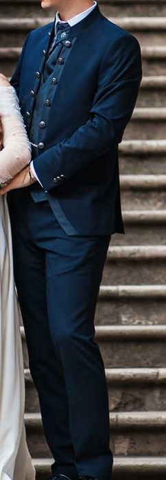 Vând costum mire Pasha Men's Wear set complet + pantofi