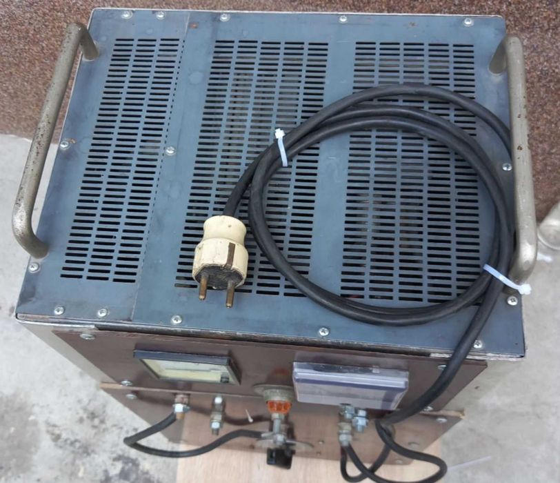 Robot auto - Redresor (Pornire / Incarcare / Sudura)