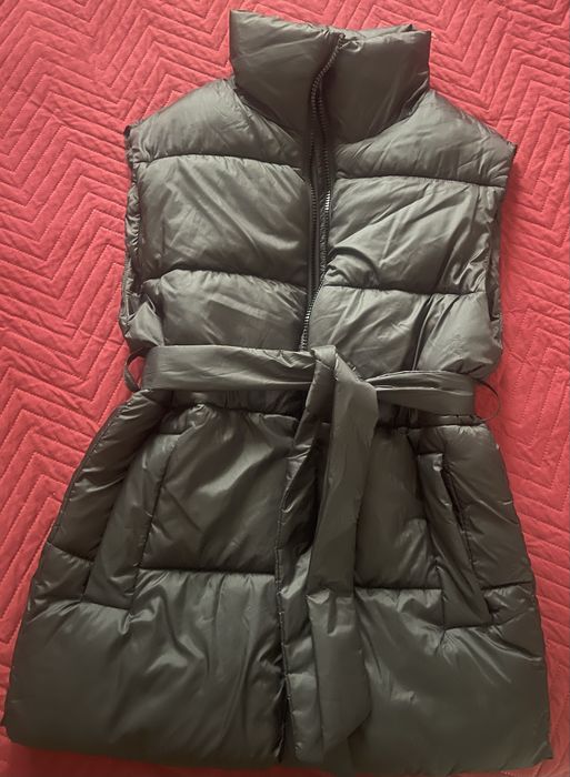 Топъл елек грейка H&M размерs/m черен с колан