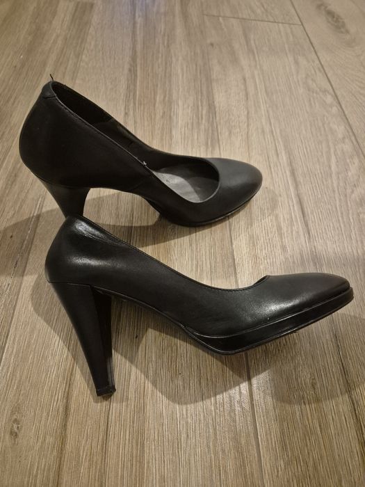 Pantofi piele Tamaris negri impecabili mărime 39