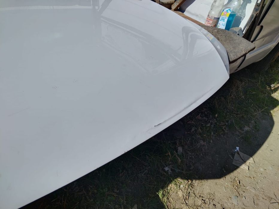 Capota motor grila bara passat b8