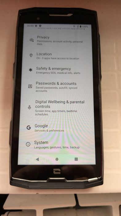 Vând telefon x core 128 gb