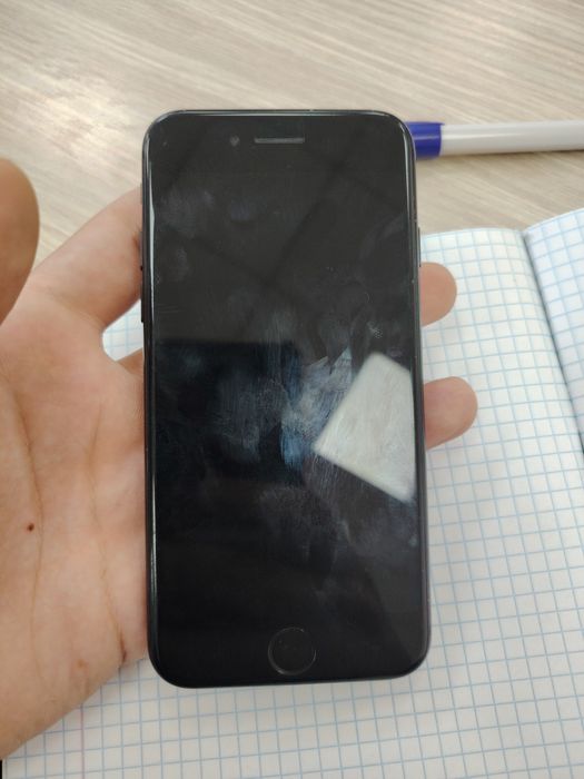 IPhone 7 128gb rangi qora