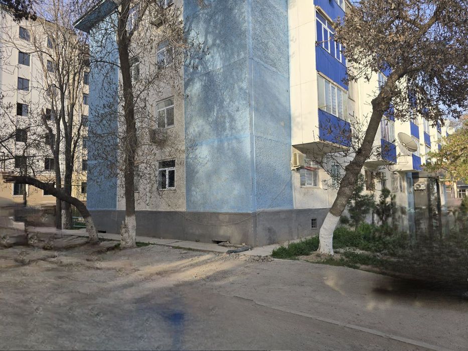 Qarshi shahar markazidan kvartira sotiladi 2 xonalik