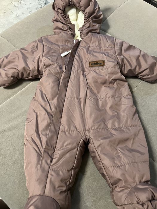 Продам детские комбинезоны