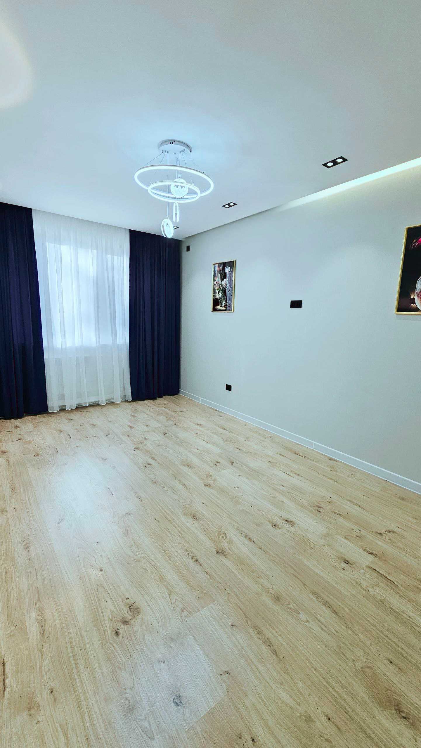 СРОЧНО продажа 3/3/5  "Авиасозлар-4", метро "Яшнабод" 63м2