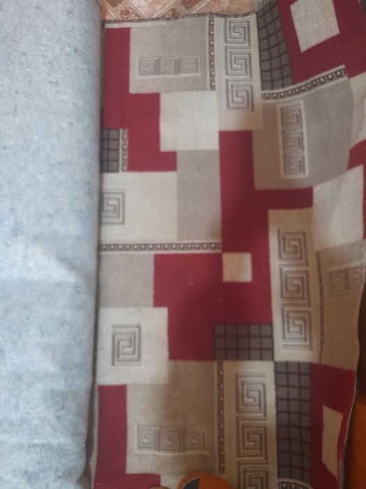 Продаётся кавролан 2 рулона.