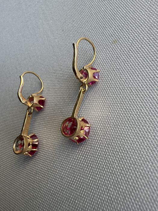 Cercei din aur si rubine