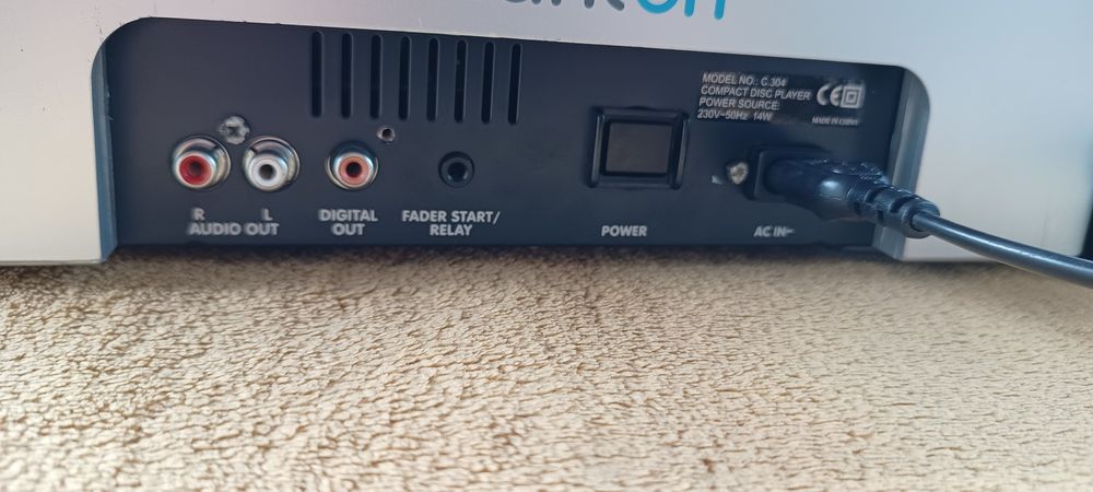 Mixer Behringer cu 2-Cdj Stanton