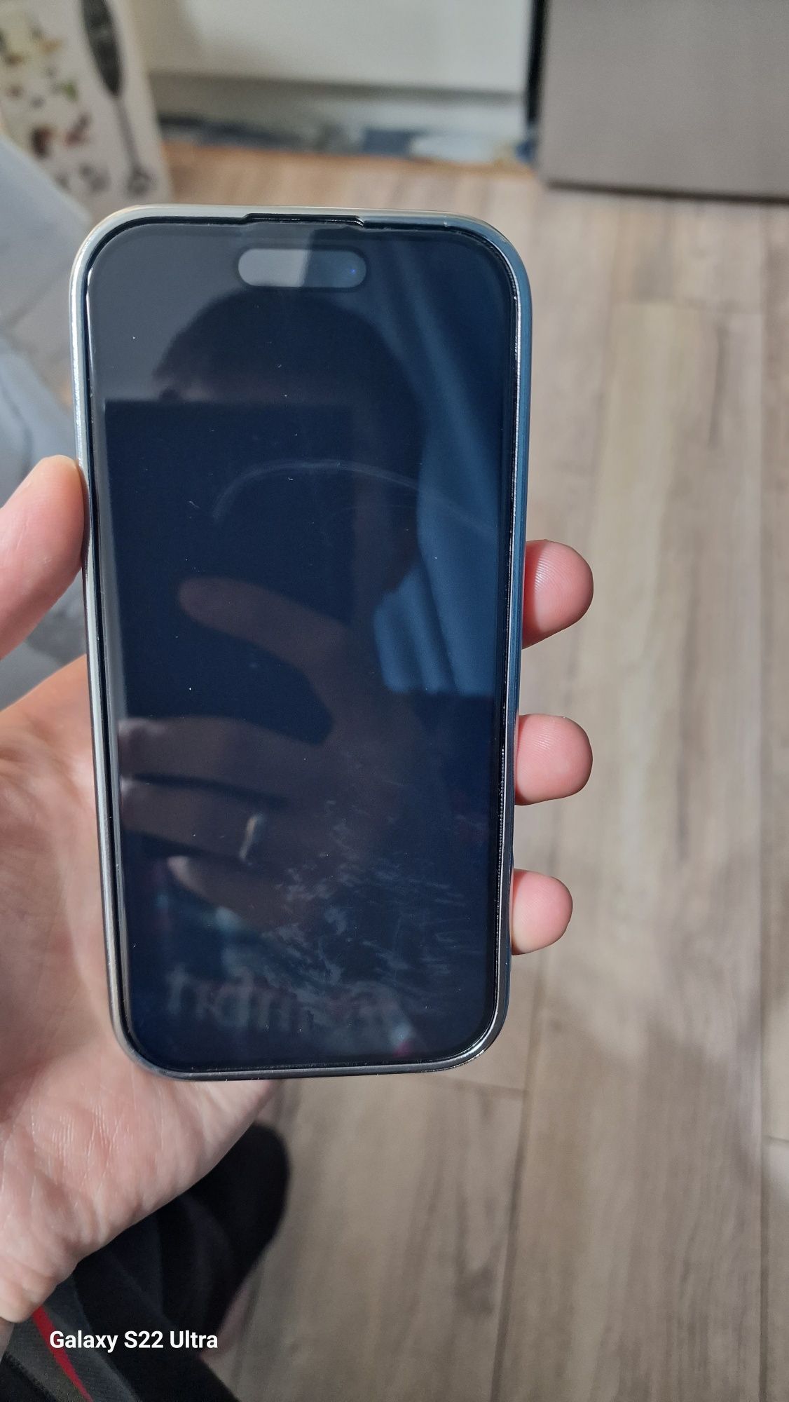 Продам iphone 16 pro 8/256г в идеальном состояний