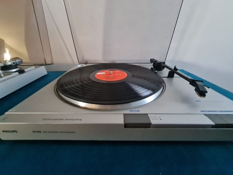 Pick-upuri pentru cea mai bună muzică! Avem și vineri pentru ele...