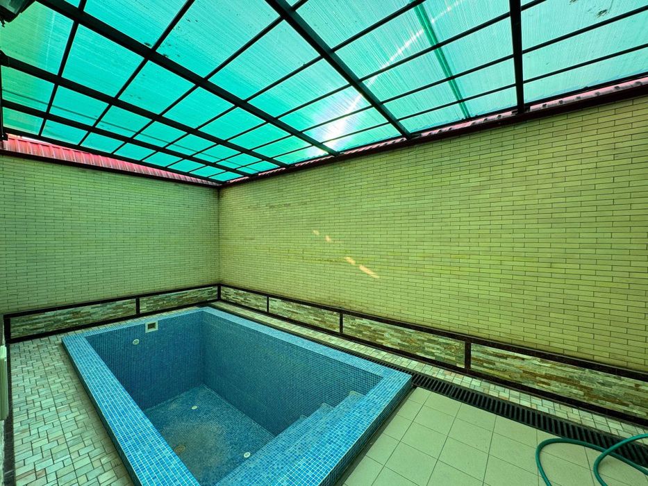 Срочно продаётся 2х-этажный Элитный дом