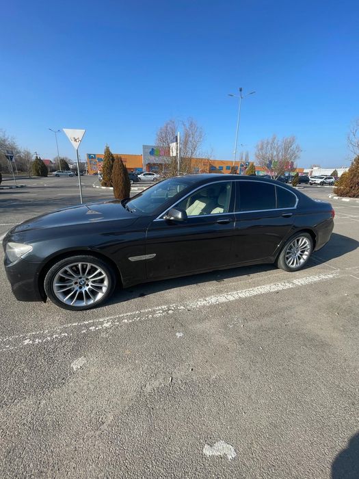 BMW 740d L xDrive Pachet M interior si exterior, Urgent oferta ,cititi