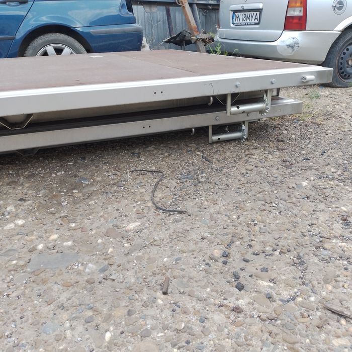 Vând două platforme