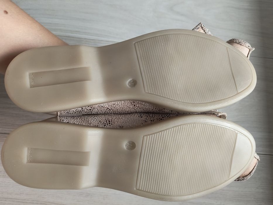 Balerini de piele 37