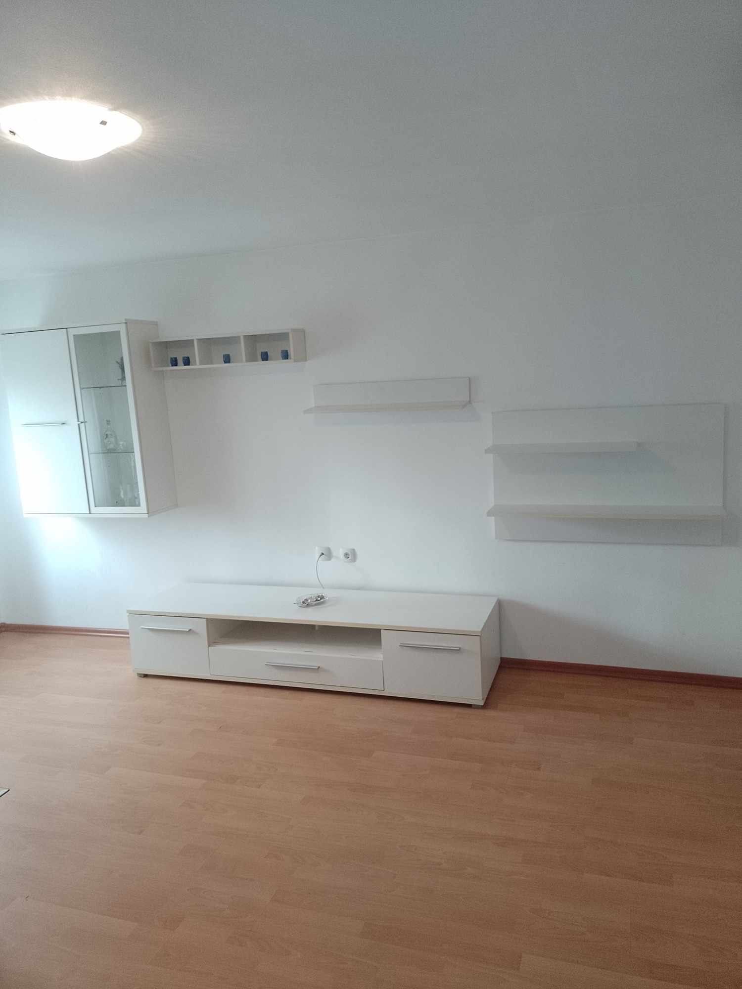 Apartament de inchiriat