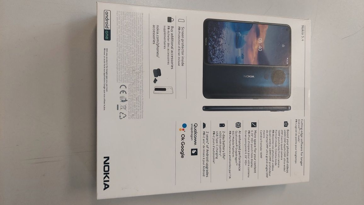 Nokia  5.4  Кутия