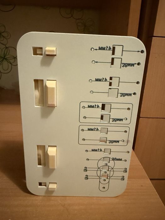 "Универсальный шаблон-кондуктор для точного сверления отверстий под ме