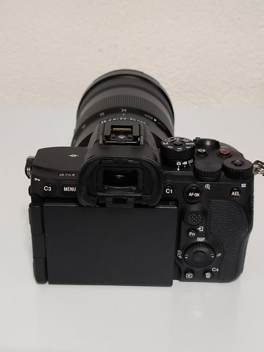 Vând Sony A7rV / A7r V / A7r5 - Sony 24-70 F 2.8 G