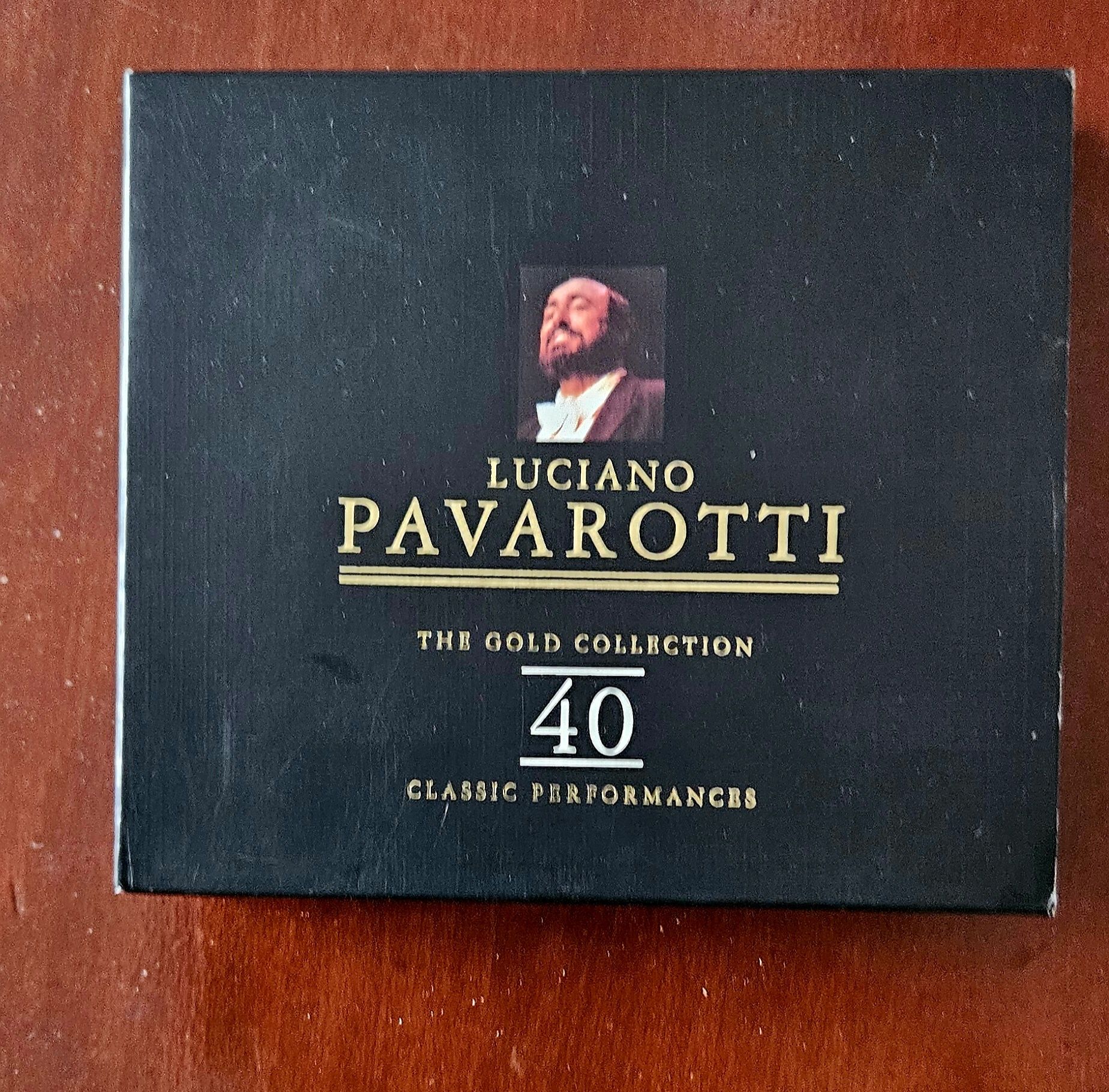 Луксозен двоен CD LUCIANO PAVAROTTI 40 Hits