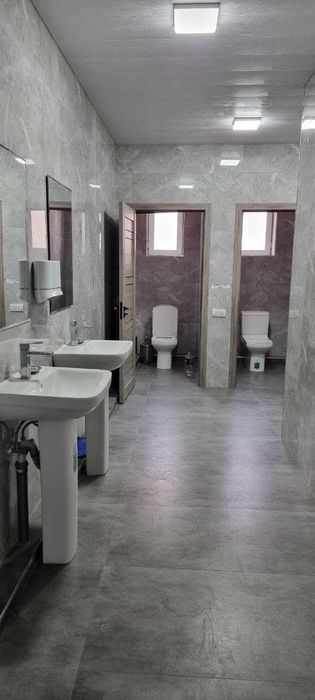 Сдам здание 2400m2 ВДОЛЬ ДОРОГИ под школу / университет / клинику RCP