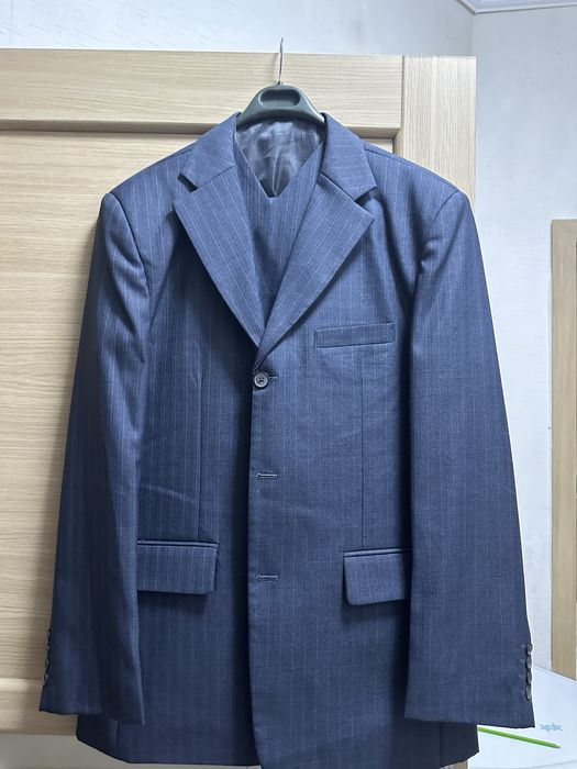 Новый мужской костюм 54 р 3 в 1