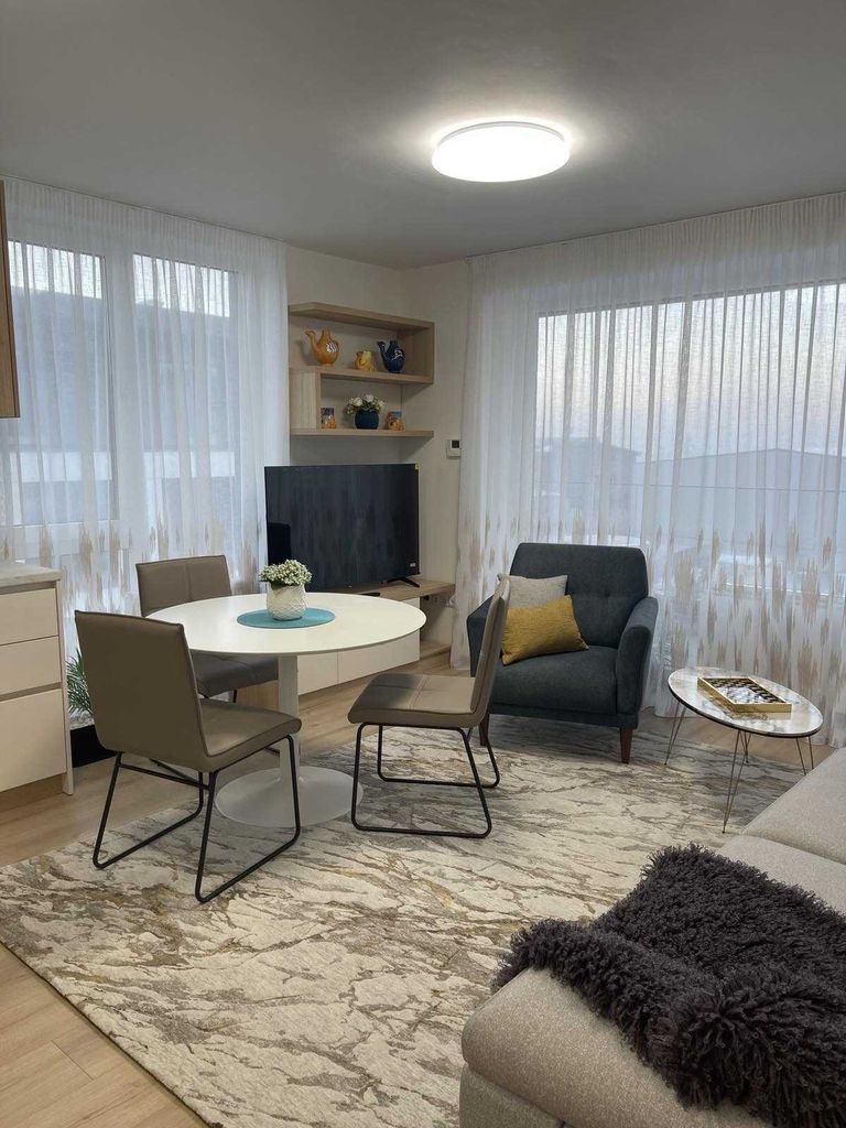 Продава се Тристаен апартамент в София, Лагера - 89 кв.м за 1798 €/кв.м - Снимка #1