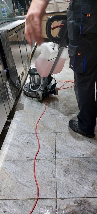 Servicii curatenie profesionale !