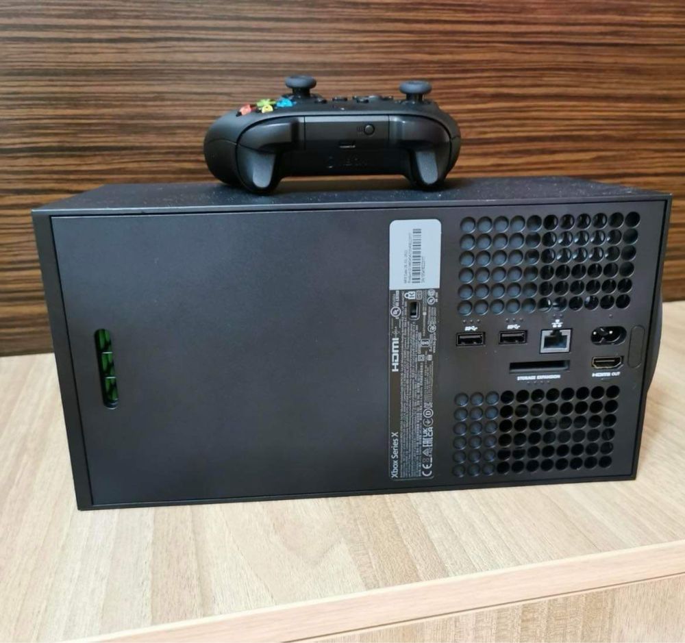 Xbox Series X in garantie +zeci de jocuri