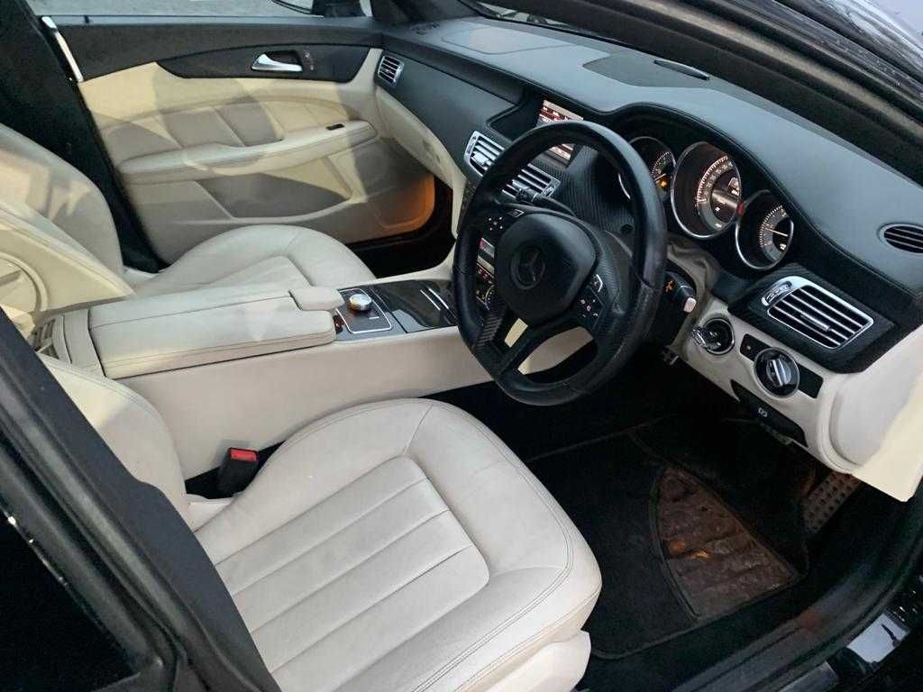 Dezmembrez CLS W218/Motor/Piese mecanica/Interior